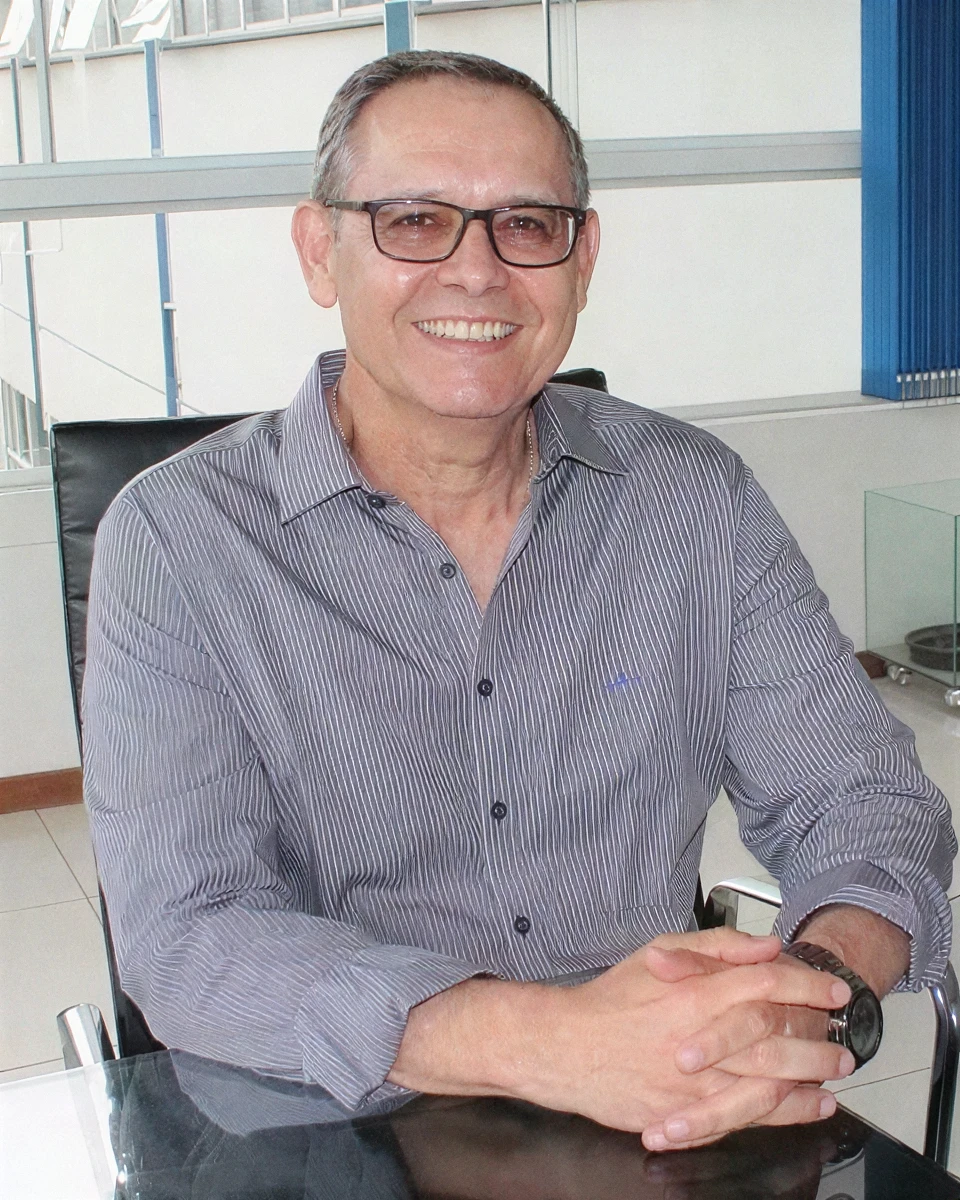 Prof. Erwin Rolf Mádisson Junior - Reitor da FEPI